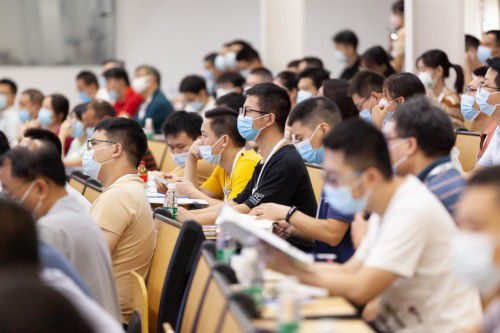 碰撞智造思維，直擊2022富士康SIP汽車(chē)電子技術(shù)交流大會(huì) 技術(shù)服務(wù)新范式